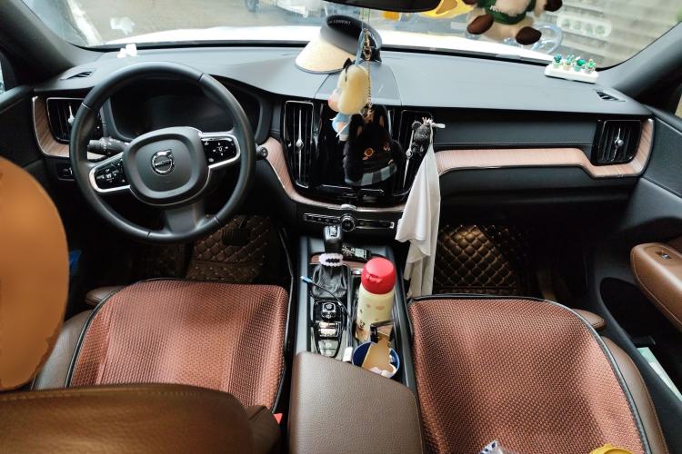 Used Volvo XC60 2021 T5 4x4 Smart Luxury Edition
