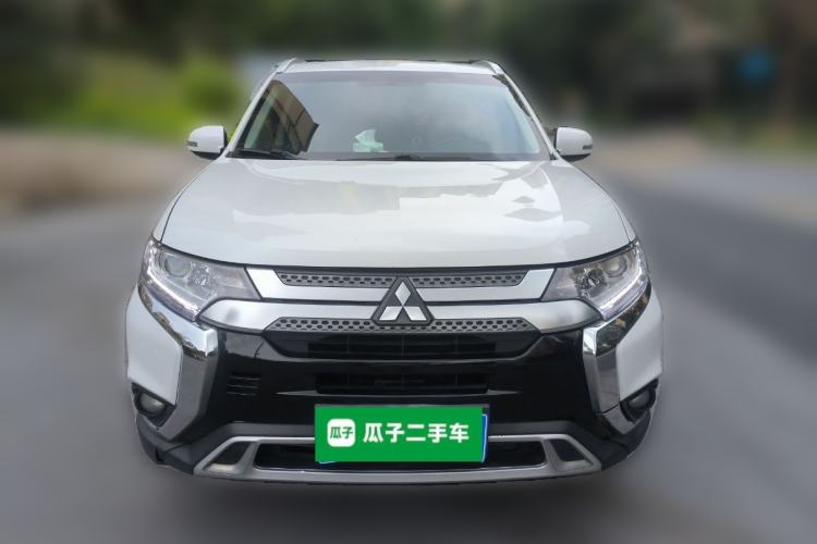 Used Mitsubishi Outlander 2019 2.0L Two-Wheel Drive Comfort Edition 5 Seats China V Standard Front
