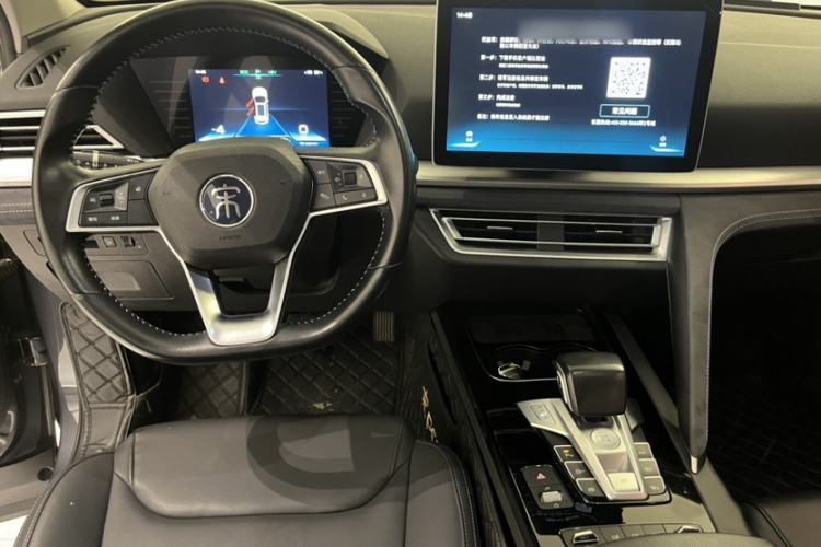 Used BYD Song Pro New Energy 2019 DM 1.5T Four-Wheel Drive Performance Edition Deluxe Model Interior 5