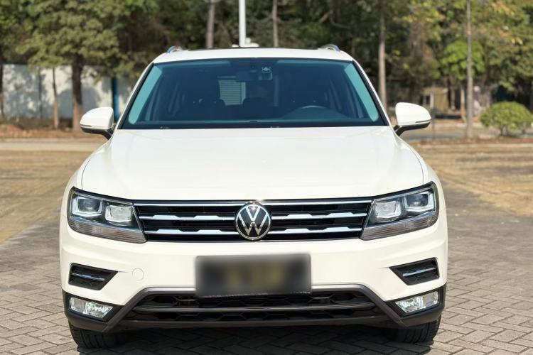 Used Volkswagen Tiguan L 2021 330TSI Automatic Two-Wheel Drive Smart Edition
