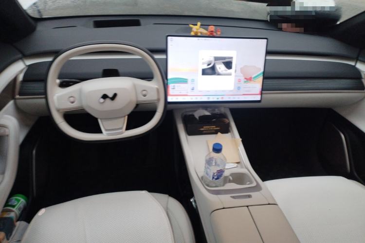 Used ONVO L60 2024 60 kWh Rear-Drive Version