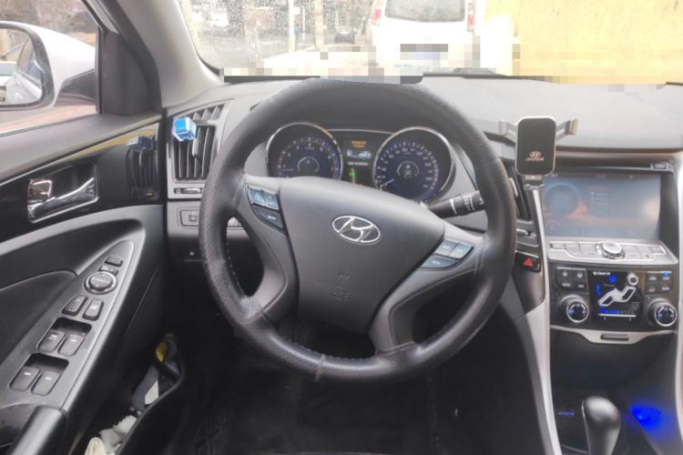Used Hyundai Sonata 2014 2.4L Automatic Luxury Version China IV Standard
