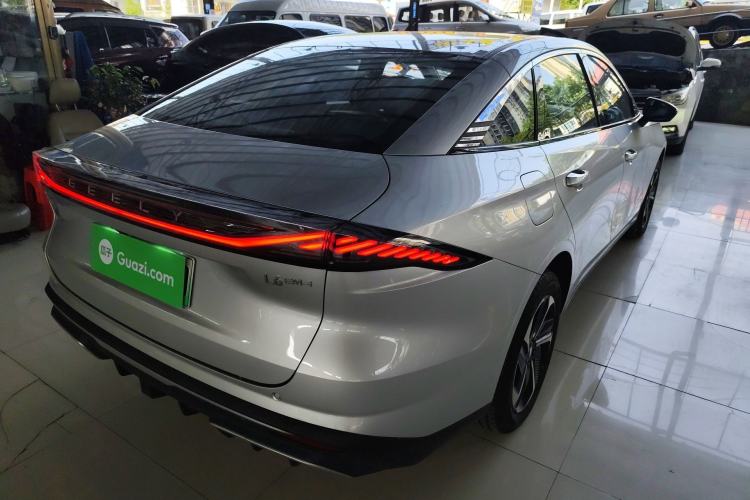 Used Geely Galaxy L6 2025 EM-i 140km Starship Edition
