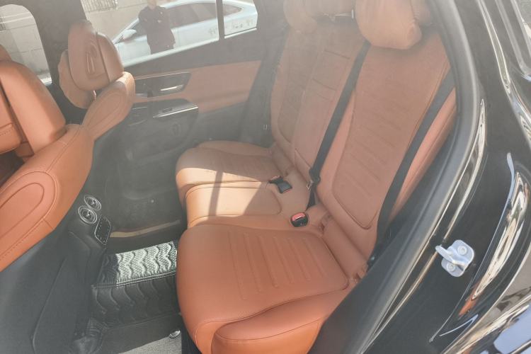 Used Mercedes-Benz GLC 2024 Refreshed GLC 300 L 4MATIC Dynamic Version 5 Seats