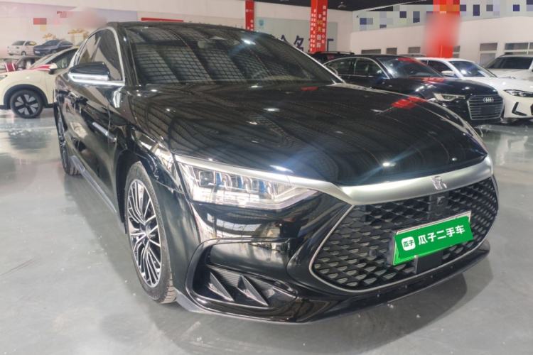 Used BYD Han 2022 DM-i 121KM Luxury Model Front Right 45 Deg