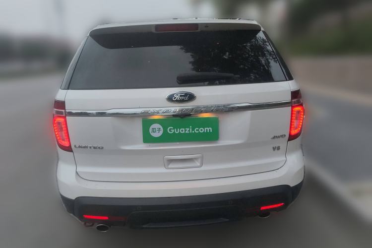 Used Ford Explorer 2013 3.5L Deluxe Model
