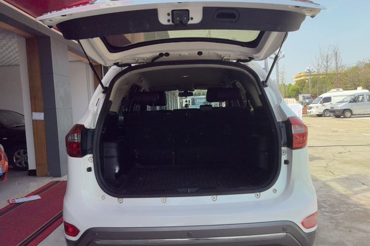 Used JMC Yusheng S350 2016 2.0T Automatic Two-Wheel Drive Gasoline Luxury Edition 5 Seats Trunk