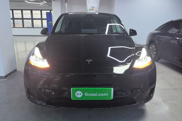 Used Tesla Model Y 2023 Rear-Wheel-Drive Version Front