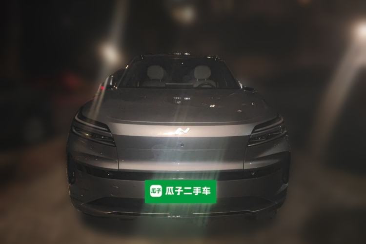 Used ONVO Luxeed L90 2025 Model—Max Six-Seater Version Front