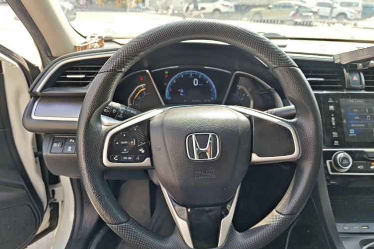 Used Honda Civic 2016 220TURBO CVT Luxury Edition
