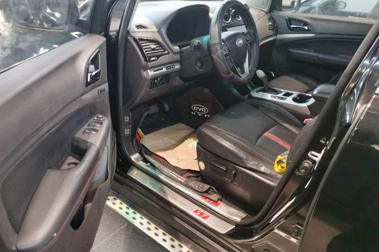 Used BYD S7 2015 2.0T Upgraded Automatic Flagship Version Driver Seat