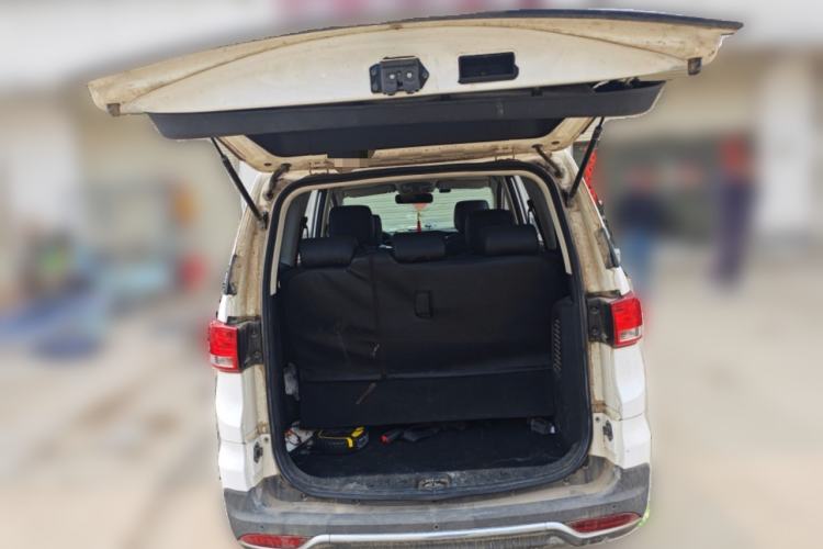 Used HYOSOW H3 2015 1.5L manual luxury version