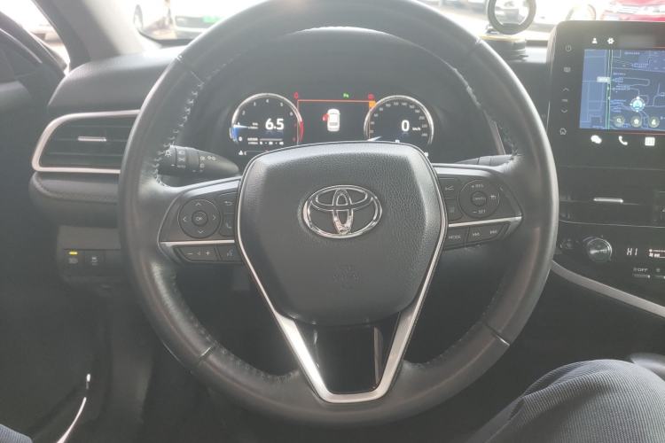 Used Toyota Camry 2023 2.5G Luxury Edition

