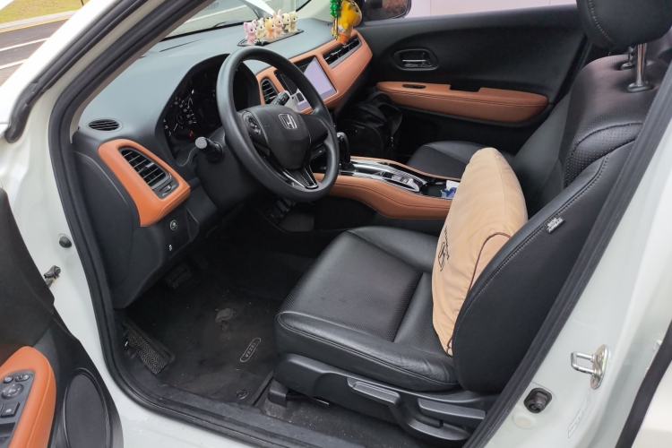 Used Honda Vezel 2017 1.8L CVT Front-Wheel Drive Pioneer Edition Driver Seat