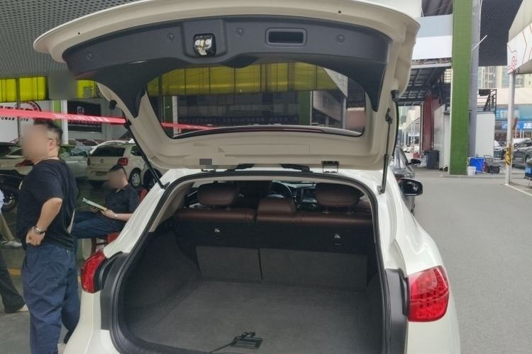 Used Infiniti QX50 2015 2.5L Enjoyment Edition Trunk