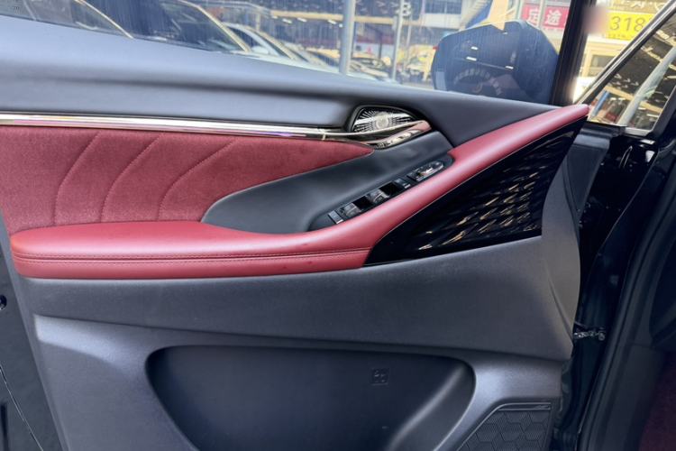 Used GAC Trumpchi M8 2024 Zongshi Series Dual-Motor Supreme Edition
