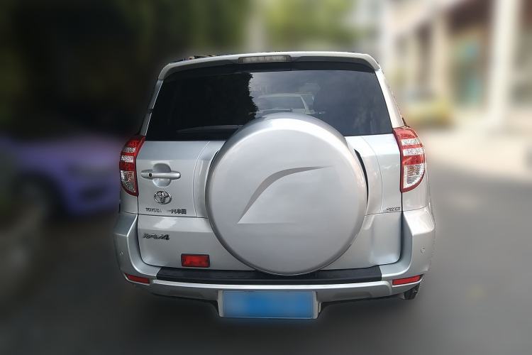 Used Toyota RAV4 2009 2.4L Automatic Luxury Edition
