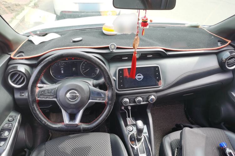 Used Nissan Kicks 2018 1.5L CVT Smart Connect Luxury Edition