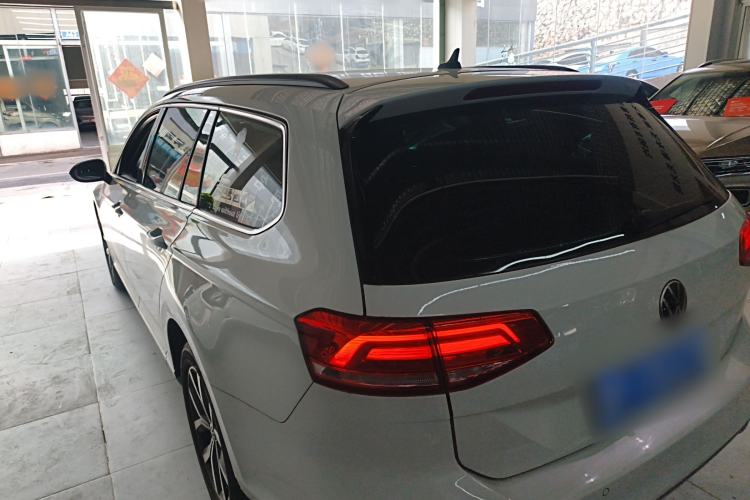 Used Volkswagen Variant 2018 380TSI Two-Wheel Drive Comfort Edition
