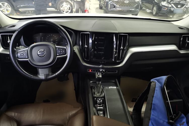 Used Volvo XC60 2020 T5 4x4 Zhiyi Luxury Edition