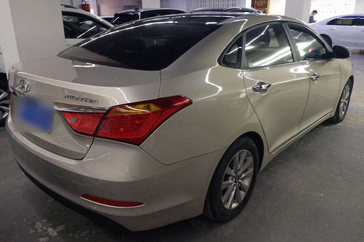 Used Hyundai Mistra 2014 1.8L Automatic Smart GLS Rear Right 45 Deg