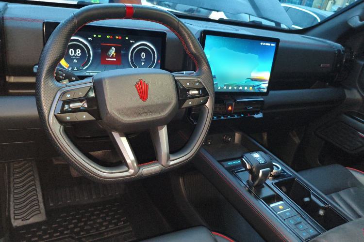 Used JMC DaDao 2023 Pursuer 2.3T Diesel Automatic 4x4 Standard-Wheel Prestige Model