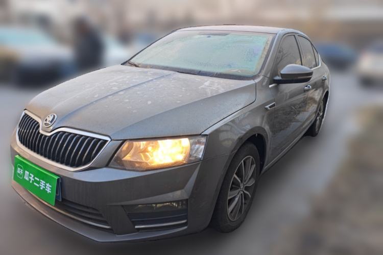 Used Skoda Octavia 2017 1.6L Automatic Front-Wheel Drive Model