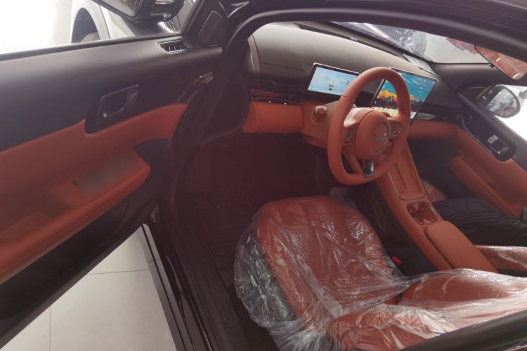 Used Wuling Xingguang S 2025 Model, 130km Flagship Edition