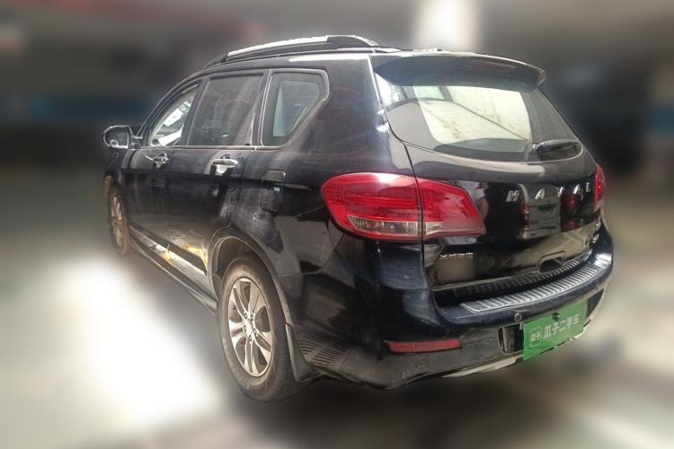 Used Haval H6 2014 Upgraded Model 2.0T Diesel Manual Two-Wheel Drive Urban Version

