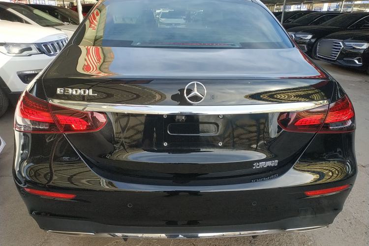 Used Mercedes-Benz E-Class 2021 Restyled E 300 L Sporty and Stylish Edition
