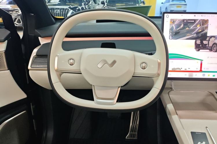 Used ONVO L60 2024 60 kWh Rear-Drive Version
