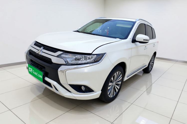Used Mitsubishi Outlander 2021 Revised Version 2.0L Two-Wheel Drive Enjoyment Edition 5 Seats