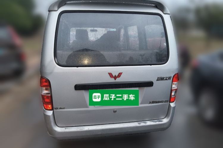 Used Wuling Zhiguang 2010 1.0L New Version Practical Short-Body L2Y
