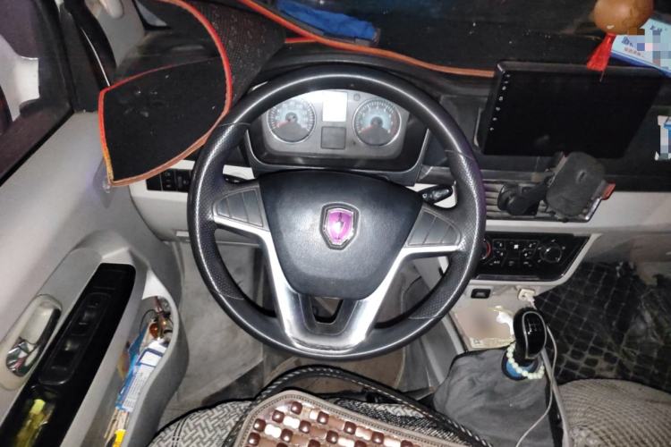 Used Jinbei New Hiace S 2021 1.6L Wealth Model Non-Air-Conditioned Version China VI Standard SWD16M Bus Steering Wheel