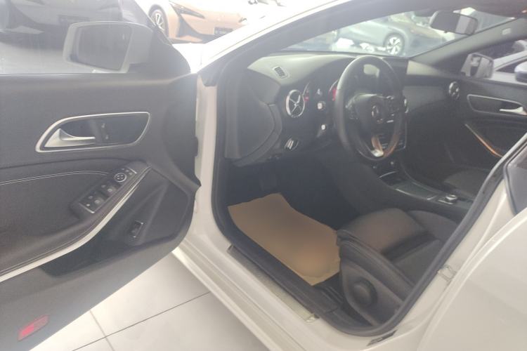 Used Mercedes-Benz CLA 2018 CLA 200 Sport Edition Driver Seat