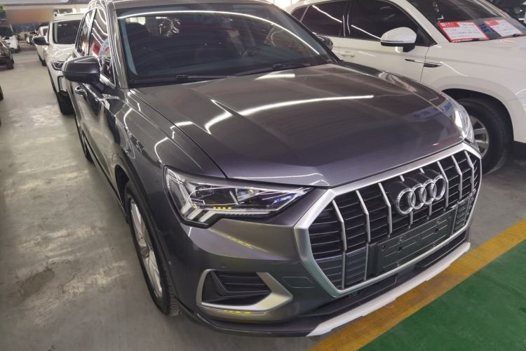 Used Audi Q3 2021 35 TFSI Fashionable and Elegant Model
