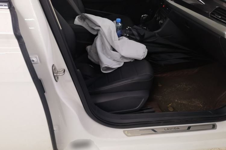 Used Volkswagen Lavida 2022 1.5L Automatic Comfort Edition
