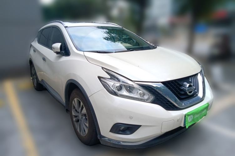 Used Nissan Murano 2015 2.5L XL Two-Wheel Drive Smart Edition Front Right 45 Deg