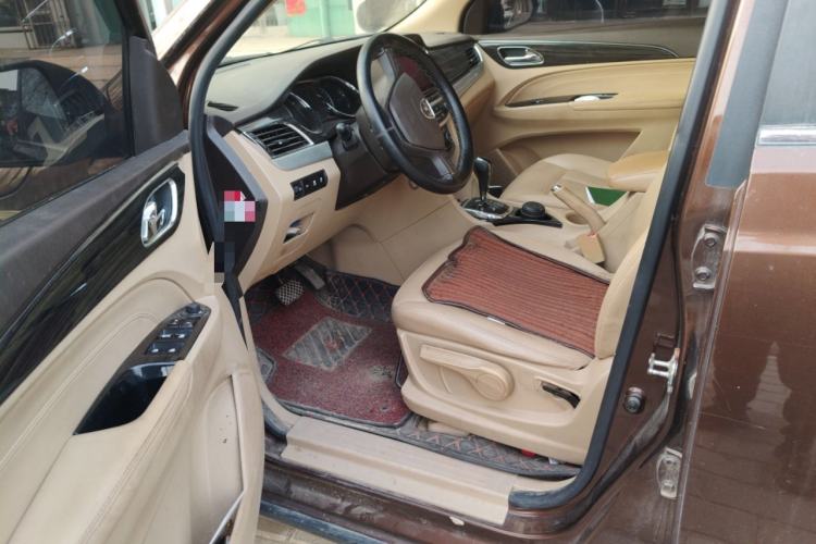 Used Baojun 730 2016 1.8L iAMT Luxury Model 7 Seats