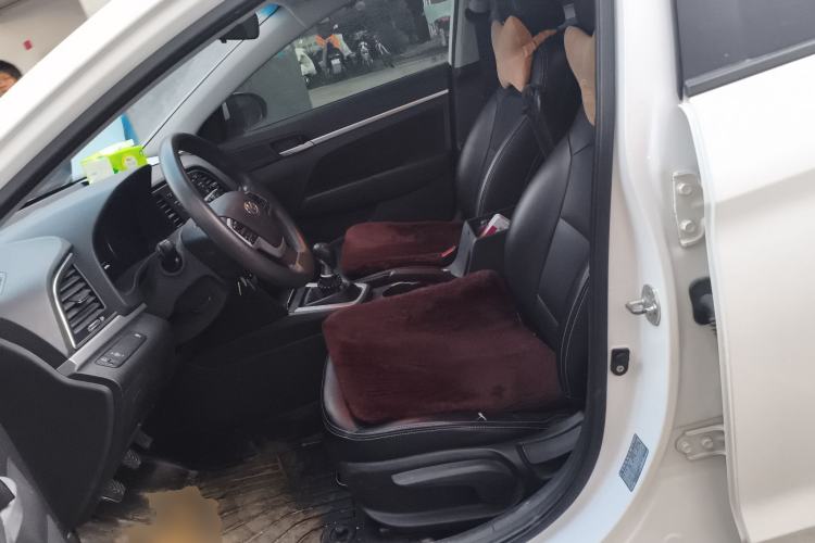 Used Hyundai Elantra (6th Generation / Lingdong) 2016 1.6L Manual ZhiXuan · Dynamic Model
