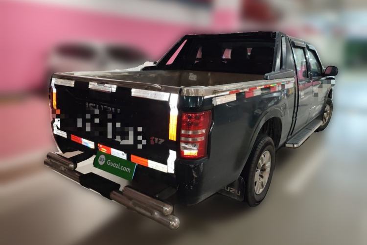 Used Isuzu Pickup 2015 3.0T Two-Wheel Drive 4KH1CT
