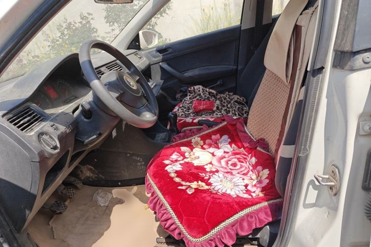 Used Volkswagen Santana 2015 1.6L Manual Fashion Edition Left Front Seat