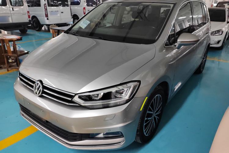 Used Volkswagen Touran 2018 Volkswagen Touran L 330TSI DSG Luxury Edition