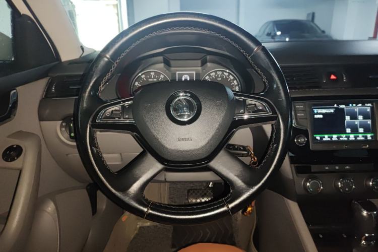 Used Skoda Octavia 2015 1.6L Automatic Yijun Edition