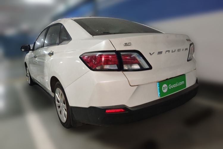 Used Venucia D60 2019 1.6L Entry Manual Fashion Edition