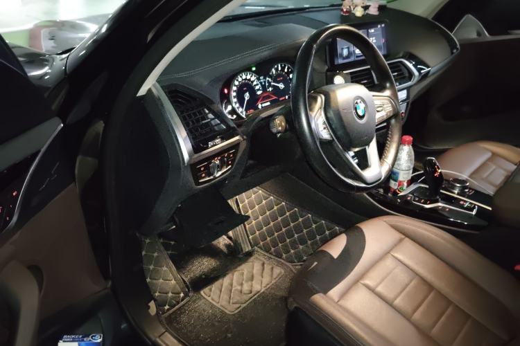 Used BMW X3 2018 xDrive25i Luxury Package China VI Emission Standard Driver Seat