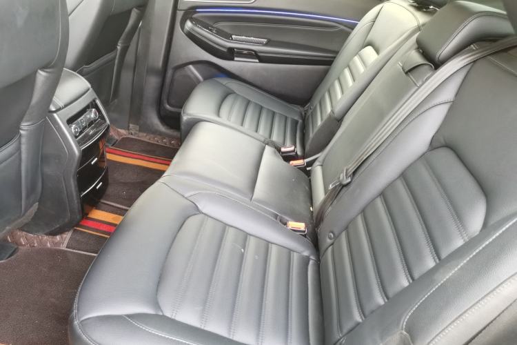 Used Ford Edge 2018 EcoBoost 245 Two-Wheel-Drive Titanium 7-Seater China VI Standard