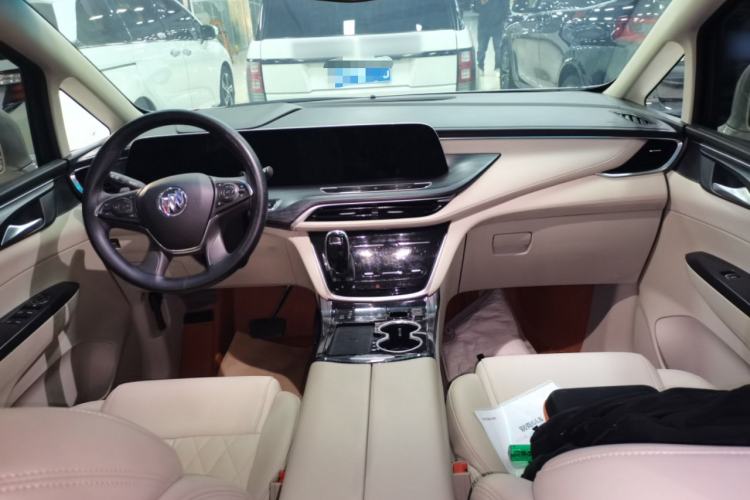 Used Buick GL8 2022 ES Landtrek 653T Comfort Edition
