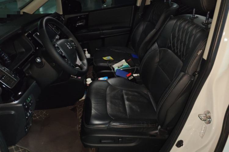 Used Honda Elysion 2019 2.0L Hybrid Luxury Edition
