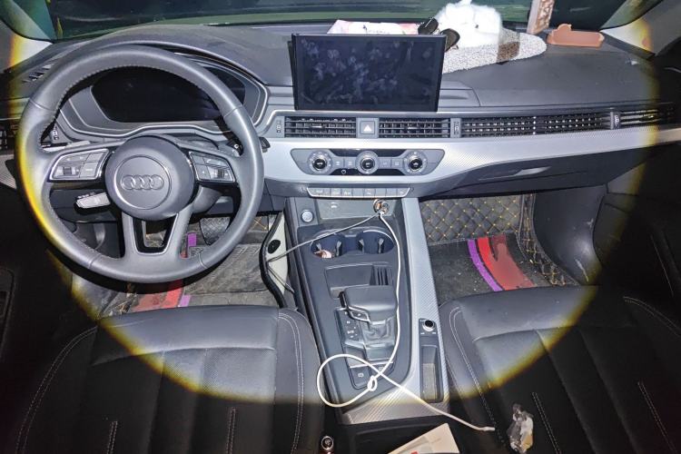 Used Audi A4L 2020 40 TFSI Fashionable and Elegant Model
